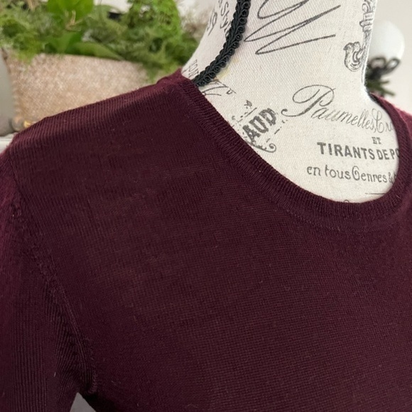 Nanette Lepore burgundy merino wool sweater - Picture 11 of 12